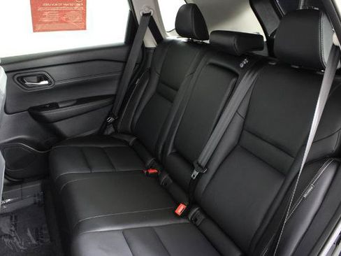 Certified 2026 Nissan Rogue SL AWD/4WD image 22