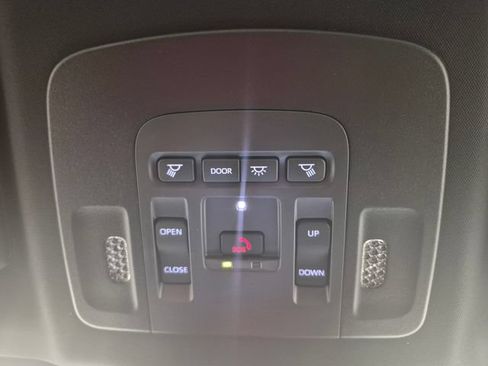 New 2026 Toyota Camry SE FWD image 78