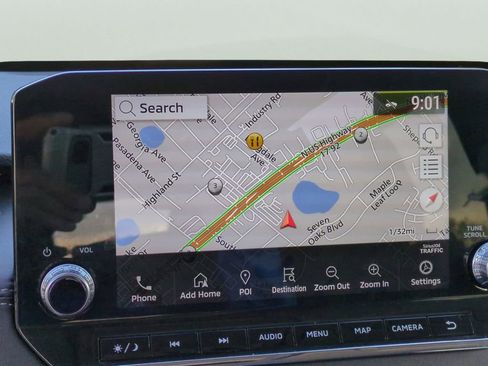 Used 2024 Mitsubishi Outlander SE image 25