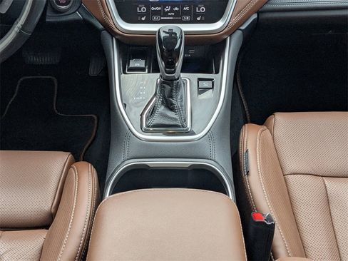 Used 2022 Subaru Outback Touring XT image 19
