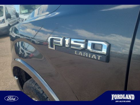 Used 2016 Ford F150 Lariat w/ Equipment Group 502A Luxury AWD/4WD image 24