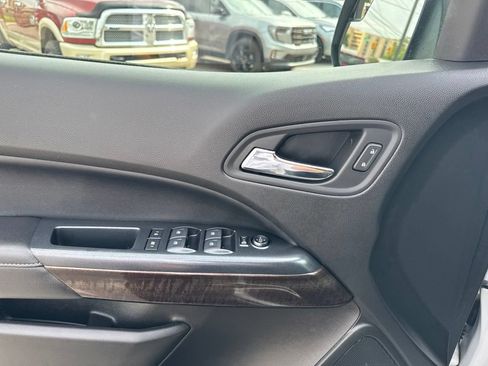 Used 2020 GMC Canyon SLE w/ Driver Alert Package AWD/4WD image 11