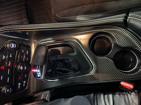 Used 2022 Dodge Challenger SRT Hellcat w/ Plus Package RWD image 20