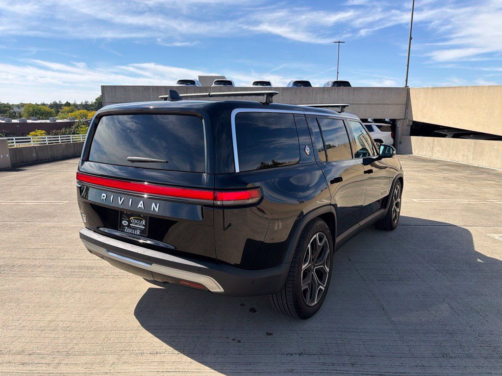 Used 2022 Rivian R1S Launch Edition Quad AWD/4WD image 5