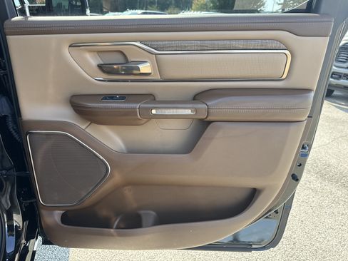 Used 2019 RAM 1500 Limited AWD/4WD image 15