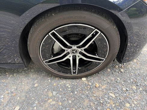 Used 2024 Mercedes-Benz E 350 4MATIC Sedan image 18
