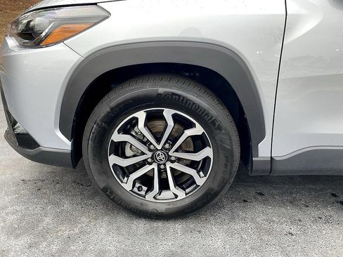 Certified 2025 Toyota Corolla Cross AWD Hybrid image 8