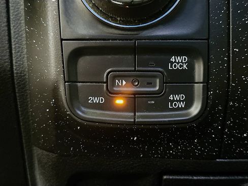 Used 2016 RAM 1500 Tradesman w/ Popular Equipment Group AWD/4WD image 38