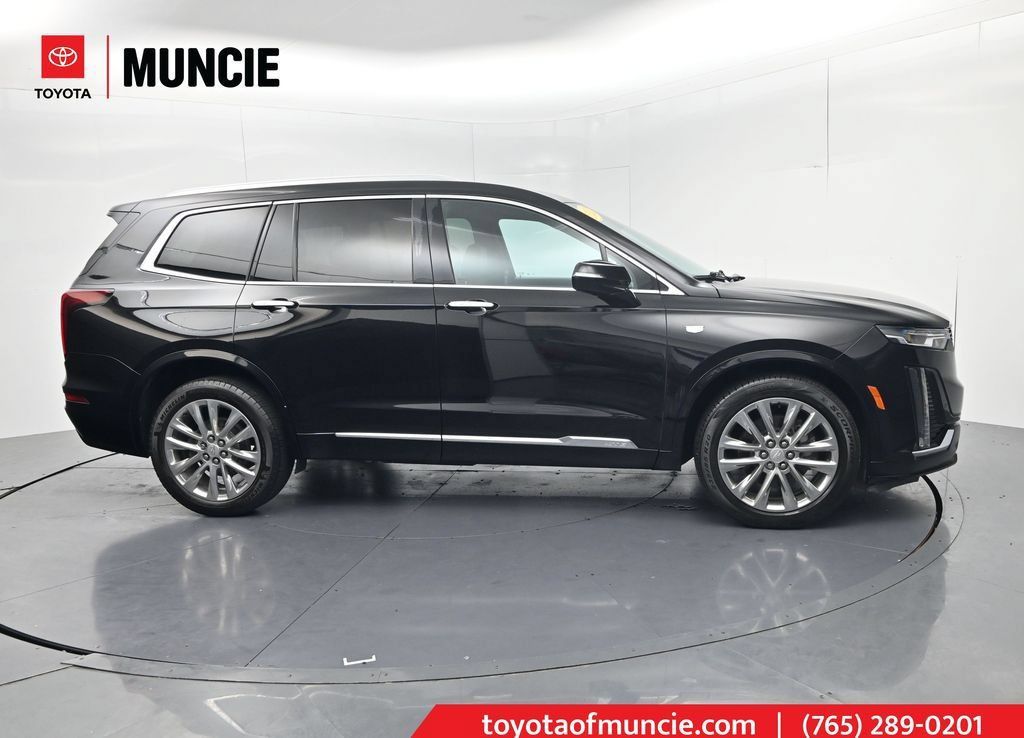 Used 2021 Cadillac XT6 Premium Luxury AWD/4WD image 1
