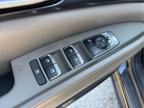Used 2026 Kia Carnival LXS Hybrid FWD image 22