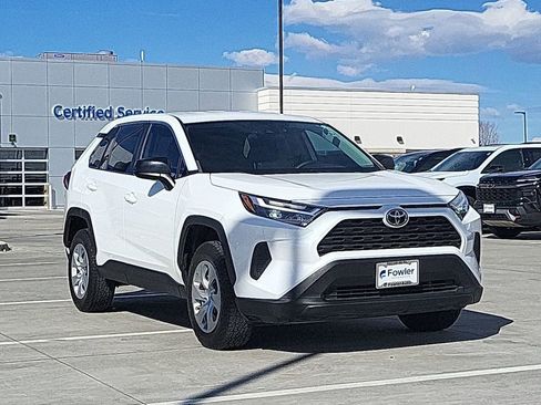 Used 2023 Toyota RAV4 LE image 2