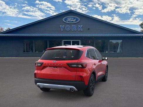 New 2024 Ford Escape SE image 8