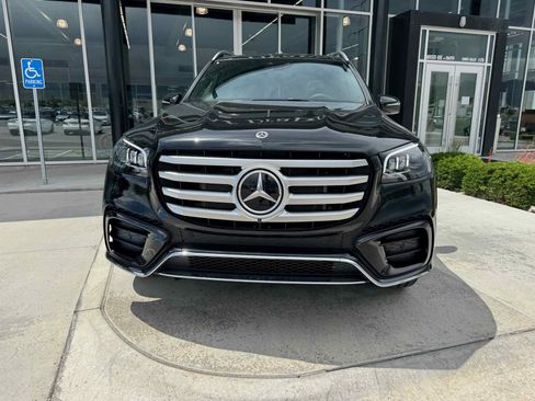 New 2025 Mercedes-Benz GLS 580 580 4MATIC image 12