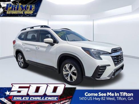 Used 2025 Subaru Ascent Premium AWD/4WD image 1