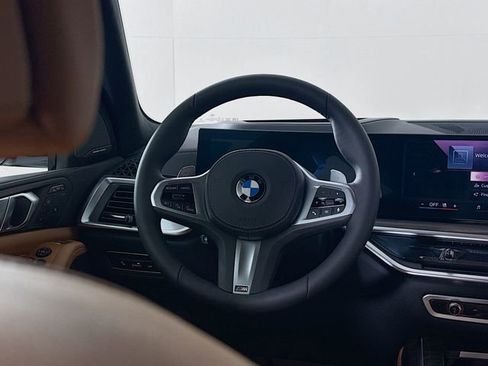 New 2026 BMW X7 xDrive40i w/ M Sport Package image 11