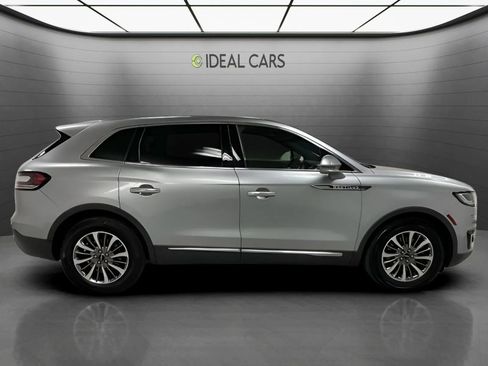Used 2020 Lincoln Nautilus Reserve FWD image 4
