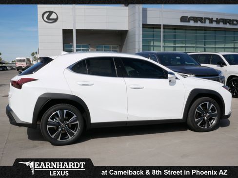 New 2026 Lexus UX 300h FWD image 9