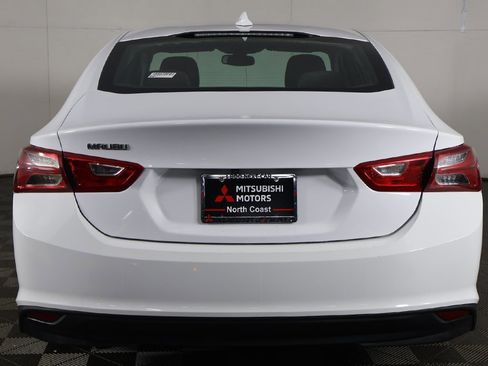 Used 2022 Chevrolet Malibu LT image 9