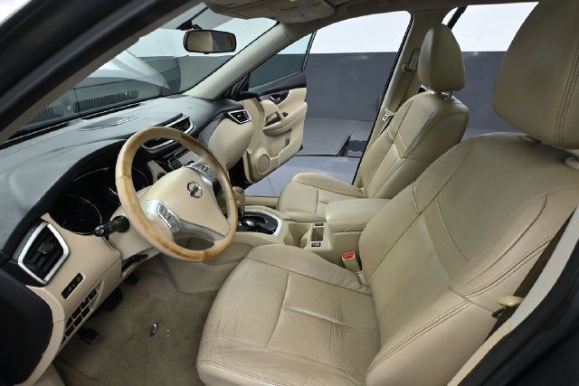 Used 2014 Nissan Rogue SL w/ SL Premium Package FWD image 20