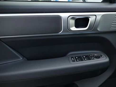 New 2026 Hyundai Santa Fe SE image 7