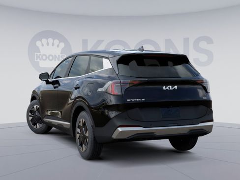 New 2026 Kia Sportage LX image 5