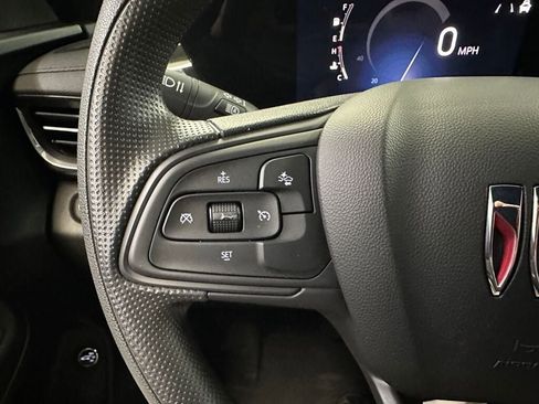 Certified 2024 Buick Envista Preferred w/ Convenience II Package image 7