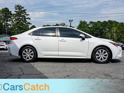 Used 2021 Toyota Corolla LE FWD image 10