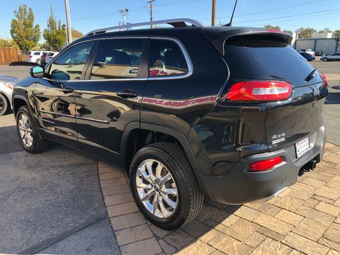 Used 2016 Jeep Cherokee Limited w/ Trailer Tow Group image 5