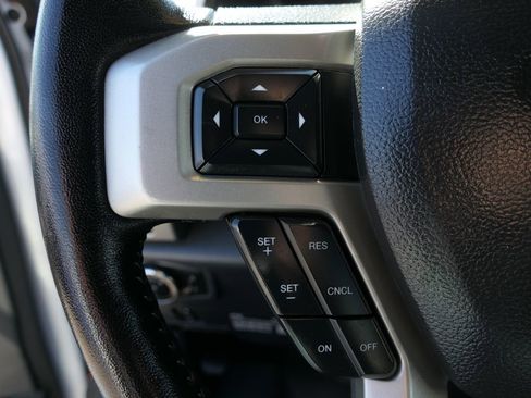 Used 2022 Ford F250 Lariat w/ Lariat Value Package image 14