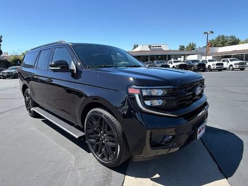 New 2027 Ford Expedition Max Platinum w/ Stealth Performance Package AWD/4WD image 2