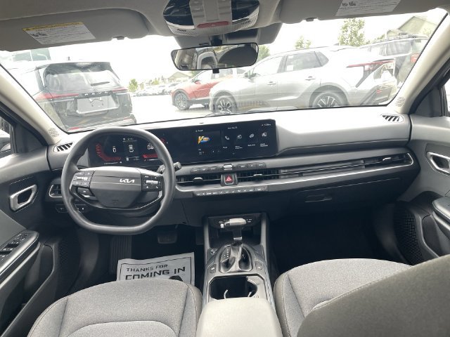 Used 2025 Kia K4 FWD image 37