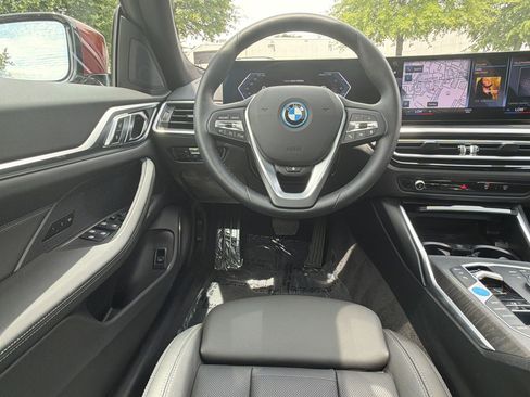 Used 2023 BMW i4 eDrive35 w/ Premium Package RWD image 29