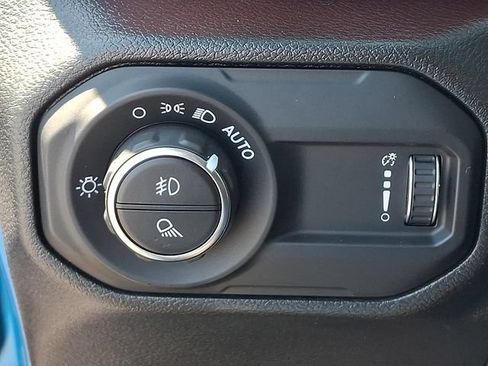 Used 2023 Jeep Gladiator Rubicon w/ LED Lighting Group AWD/4WD image 23