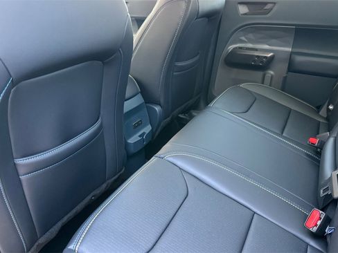 New 2025 Ford Maverick Lobo image 12