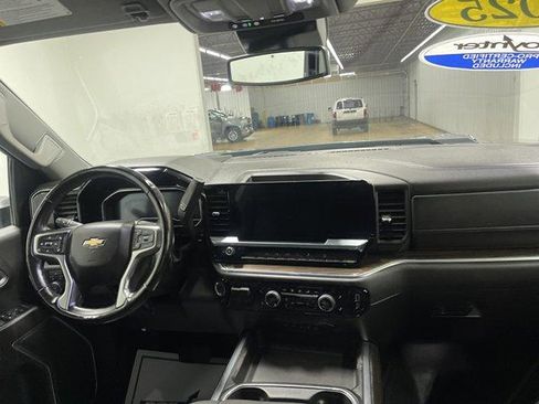 Used 2025 Chevrolet Silverado 3500 LT w/ Safety Package AWD/4WD image 16