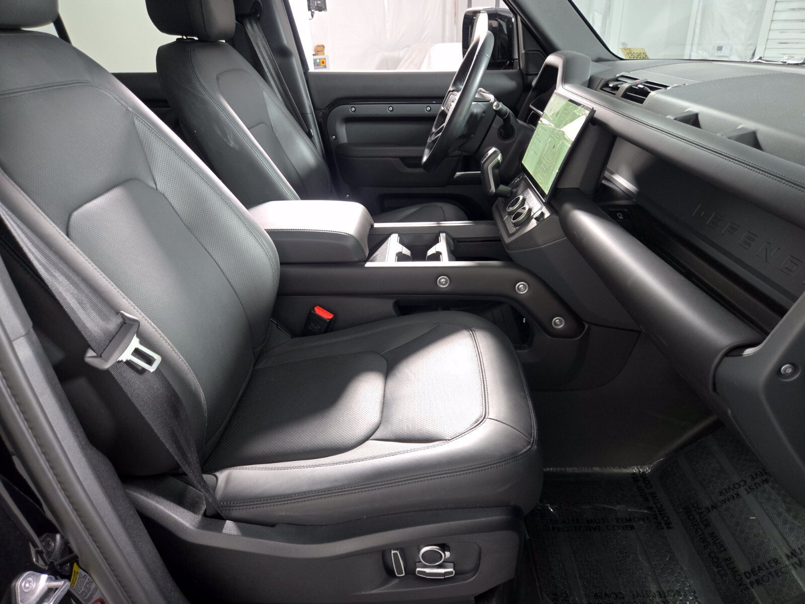 Used 2026 Land Rover Defender 130 S AWD/4WD image 3