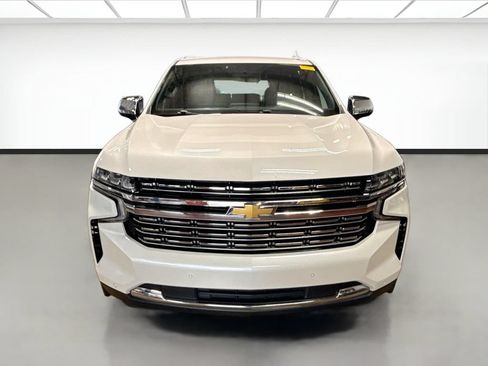 Used 2022 Chevrolet Tahoe Premier AWD/4WD image 2