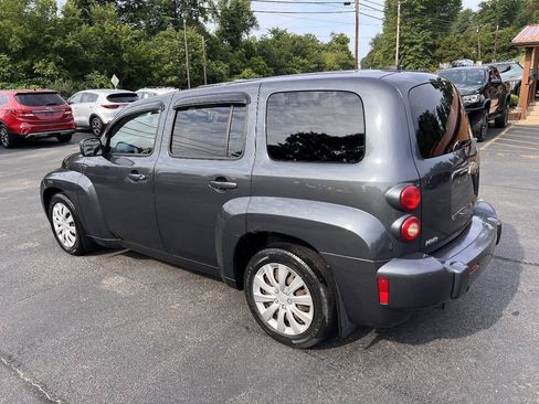 Used 2010 Chevrolet HHR LS FWD image 4