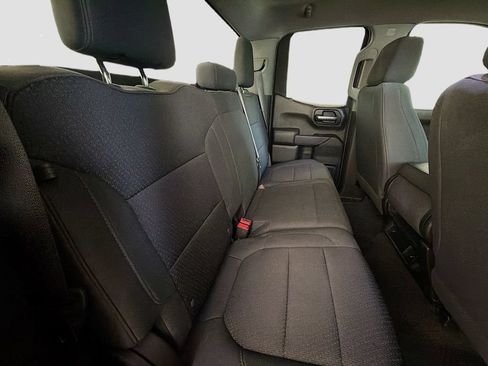 Used 2022 Chevrolet Silverado 1500 Custom AWD/4WD image 28