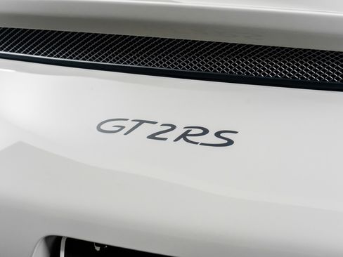 Used 2018 Porsche 911 GT2 RS w/ Weissach Package image 14