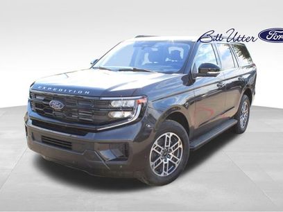 Used 2025 Ford Expedition Active