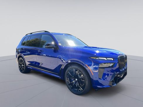 New 2026 BMW X7 M60i image 7