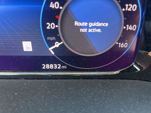 Used 2024 Volkswagen Atlas SEL Premium R-Line image 29