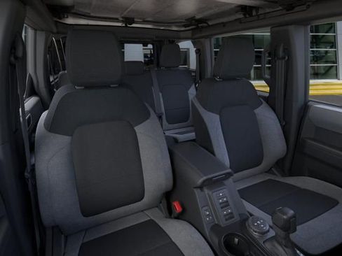 New 2025 Ford Bronco 4-Door image 10