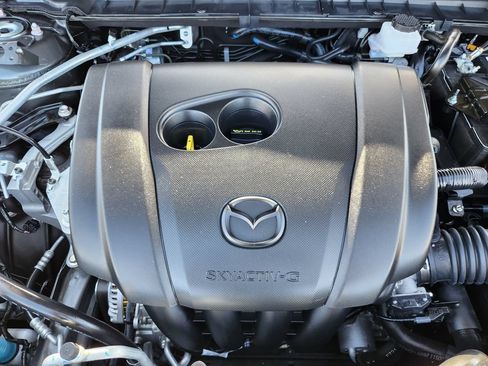 Used 2026 MAZDA CX-50 AWD 2.5 S w/ Premium Package image 32