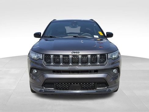 Used 2023 Jeep Compass Latitude w/ Sun and Sound Group AWD/4WD image 22