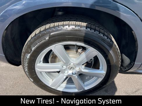 Used 2023 Volvo XC90 B5 Core AWD/4WD image 14