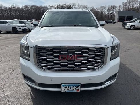 Used 2018 GMC Yukon Denali w/ Denali Ultimate Package image 3