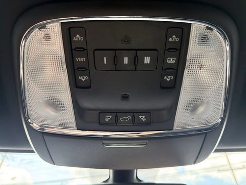 Used 2014 Jeep Grand Cherokee Overland AWD/4WD image 44