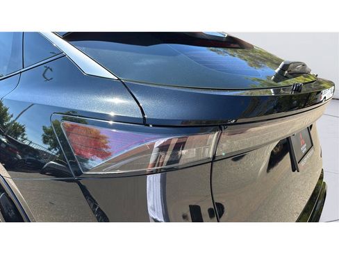 Used 2024 Nissan Ariya FWD image 41
